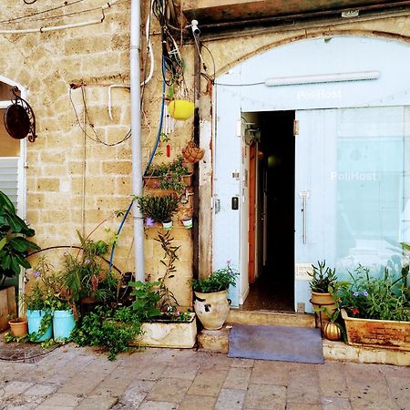 Polihosts Old Jaffa Hostel Тел Авив Екстериор снимка