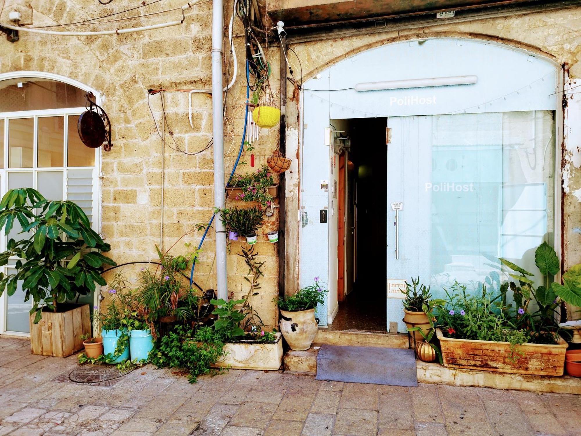 Polihosts Old Jaffa Hostel Тел Авив Екстериор снимка