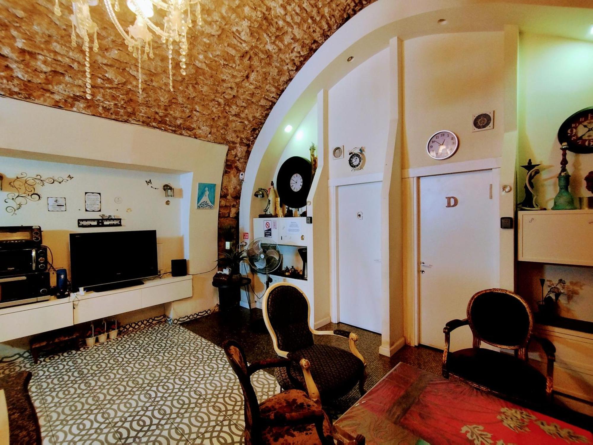 Polihosts Old Jaffa Hostel Тел Авив Екстериор снимка