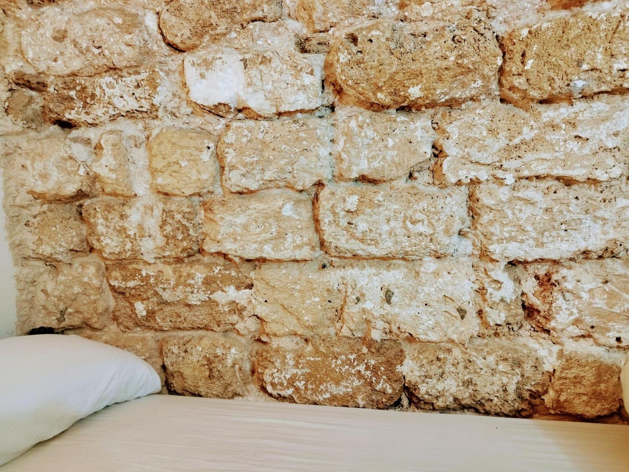 Polihosts Old Jaffa Hostel Тел Авив Екстериор снимка