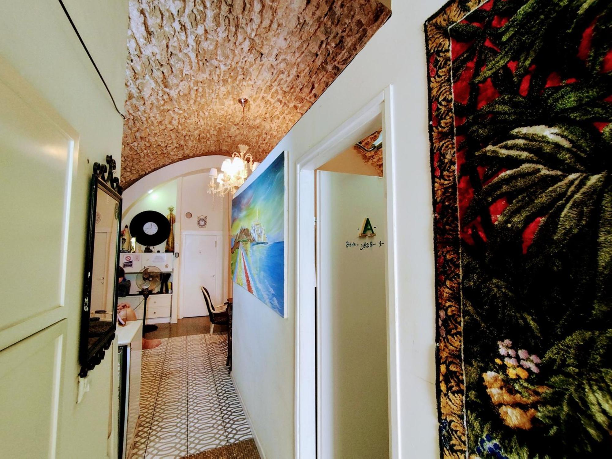 Polihosts Old Jaffa Hostel Тел Авив Екстериор снимка